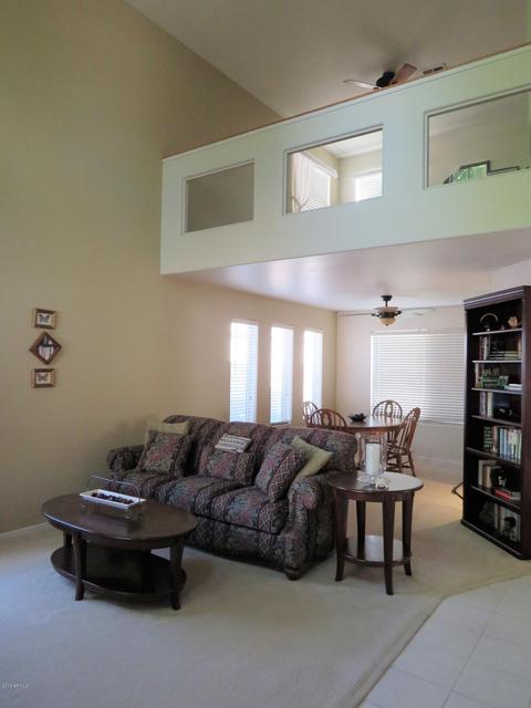 4213 E Graythorn Ave, Phoenix, AZ 85044 photo 3