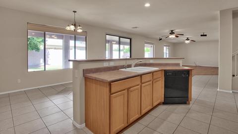 882 E Toledo St, Gilbert, AZ 85295 photo 15