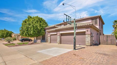 882 E Toledo St, Gilbert, AZ 85295 photo 3