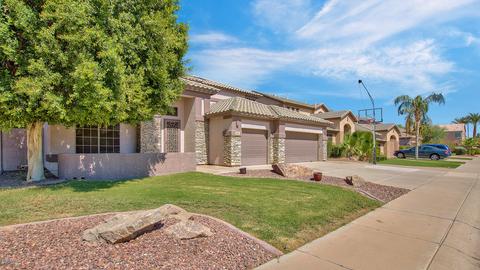 882 E Toledo St, Gilbert, AZ 85295 photo 2