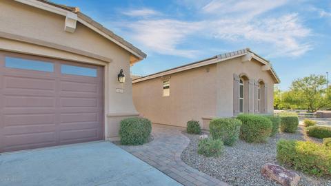 2433 Eleana Ln, Gilbert, AZ 85298 photo 4