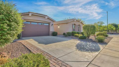 2433 Eleana Ln, Gilbert, AZ 85298 photo 3