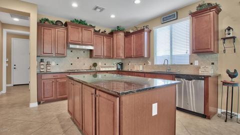 2433 Eleana Ln, Gilbert, AZ 85298 photo 15
