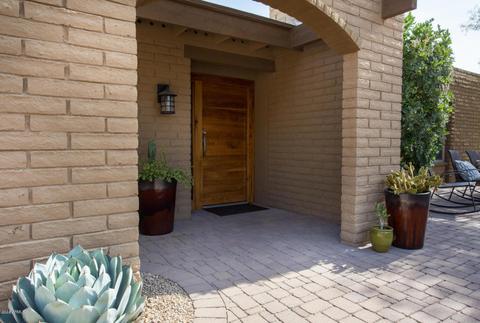 2274 E North Ln, Phoenix, AZ 85028 photo 4