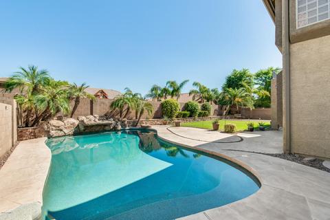 2721 S Palm Ct, Gilbert, AZ 85295 photo 4