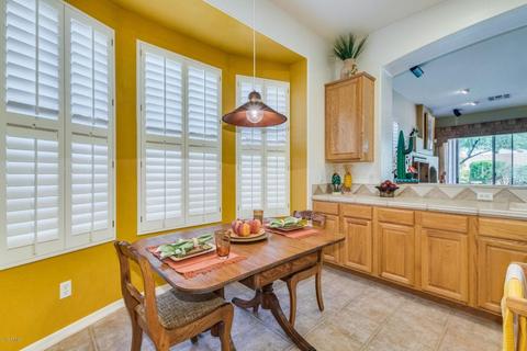 5264 E Patrick Ln, Phoenix, AZ 85054 photo 9