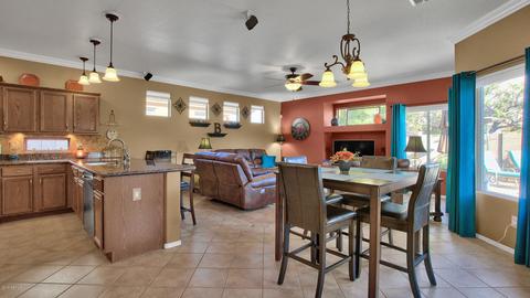 322 W Temple Ct, Gilbert, AZ 85233 photo 9
