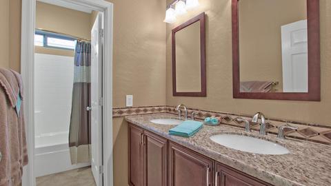 322 W Temple Ct, Gilbert, AZ 85233 photo 17