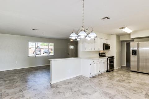 4737 W Mitchell Dr, Phoenix, AZ 85031 photo 3