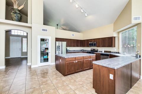 6904 E Mirabel Ave, Mesa, AZ 85209 photo 9