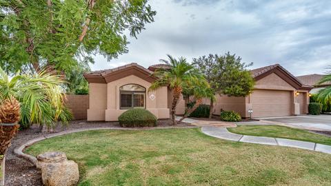 3438 E Feather Ave E, Gilbert, AZ 85234 photo 2