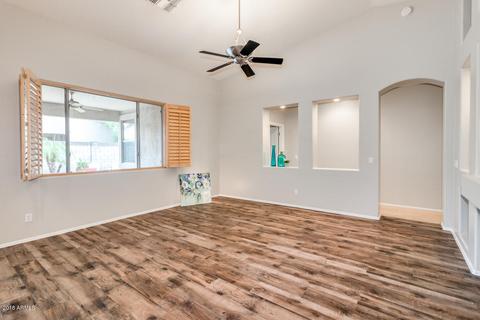7326 E Mallory Cir, Mesa, AZ 85207 photo 9