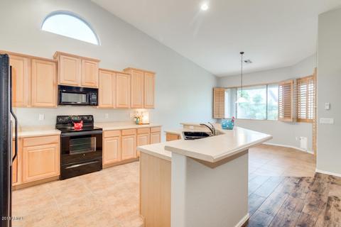 7326 E Mallory Cir, Mesa, AZ 85207 photo 13