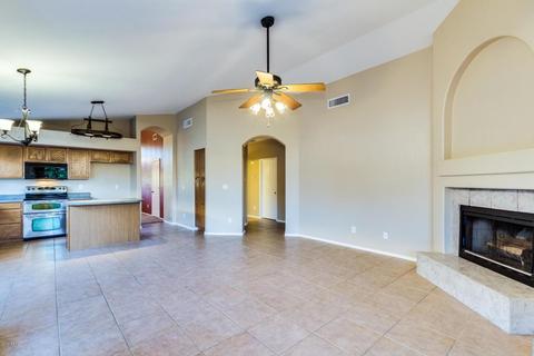 2216 E Robin Ln, Phoenix, AZ 85024 photo 12