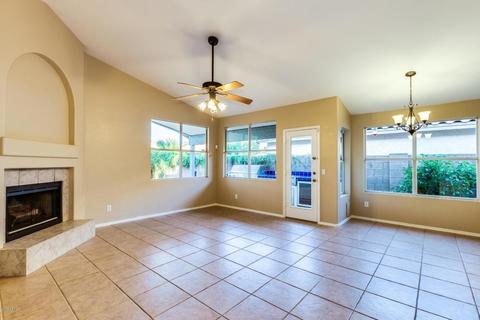 2216 E Robin Ln, Phoenix, AZ 85024 photo 10