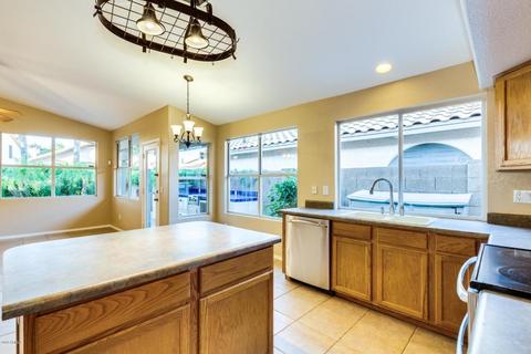 2216 E Robin Ln, Phoenix, AZ 85024 photo 17