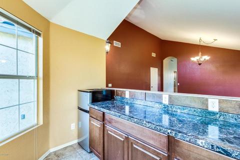 2216 E Robin Ln, Phoenix, AZ 85024 photo 9