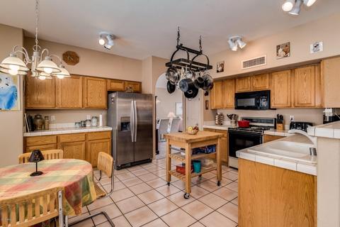 2484 E Glenhaven Dr, Phoenix, AZ 85048 photo 6