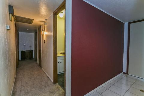 7915 W Avalon Dr, Phoenix, AZ 85033 photo 8