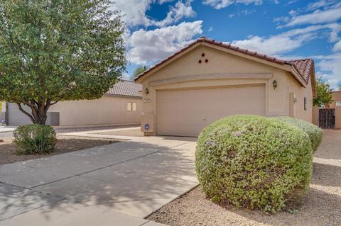 752 S Colonial St, Gilbert, AZ 85296 photo 2
