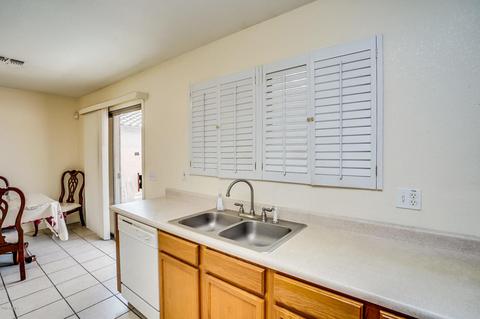 752 S Colonial St, Gilbert, AZ 85296 photo 7