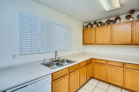 752 S Colonial St, Gilbert, AZ 85296 photo 6