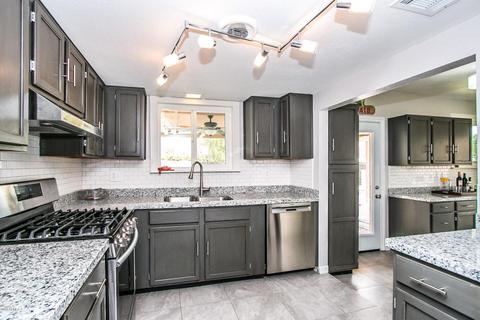 2844 E Surrey Ave, Phoenix, AZ 85032 photo 12