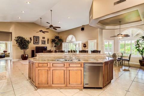 3325 E Coconino St, Phoenix, AZ 85044 photo 5