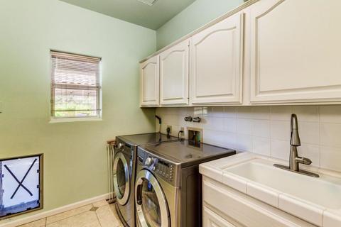 3325 E Coconino St, Phoenix, AZ 85044 photo 27