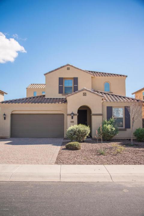 1685 E Dubois Ave, Gilbert, AZ 85298 photo 2