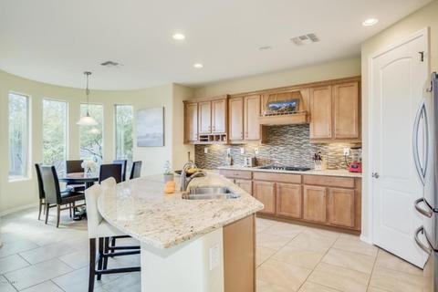 3633 E Cat Balue Dr, Phoenix, AZ 85050 photo 7