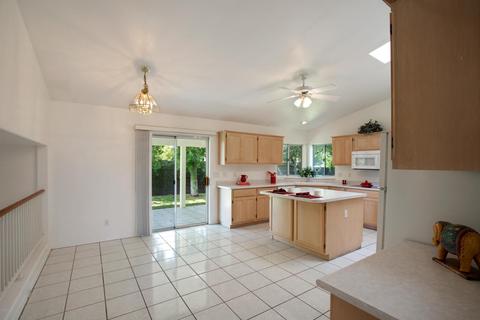 1741 Enrose St, Mesa, AZ 85203 photo 6