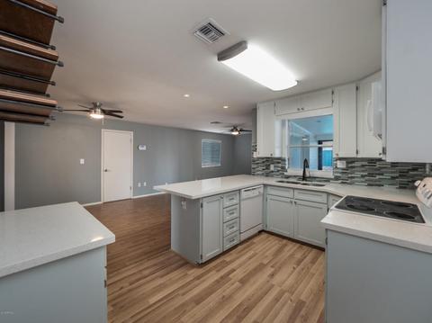 2808 E Windrose Dr, Phoenix, AZ 85032 photo 9