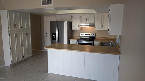 7628 W Wolf St, Phoenix, AZ 85033 photo 7