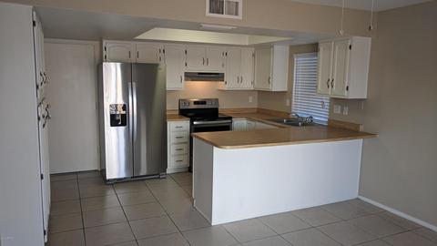 7628 W Wolf St, Phoenix, AZ 85033 photo 8