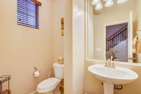 3246 E Greenview Dr, Gilbert, AZ 85298 photo 11