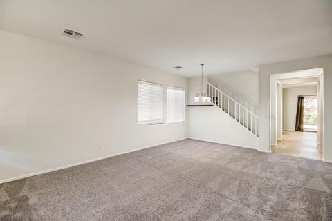 1629 S Starling Dr, Gilbert, AZ 85295 photo 3