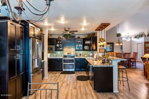 10957 E Kilarea Ave, Mesa, AZ 85209 photo 9