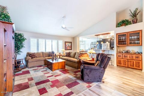10957 E Kilarea Ave, Mesa, AZ 85209 photo 5