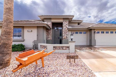 10957 E Kilarea Ave, Mesa, AZ 85209 photo 1