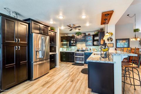 10957 E Kilarea Ave, Mesa, AZ 85209 photo 8