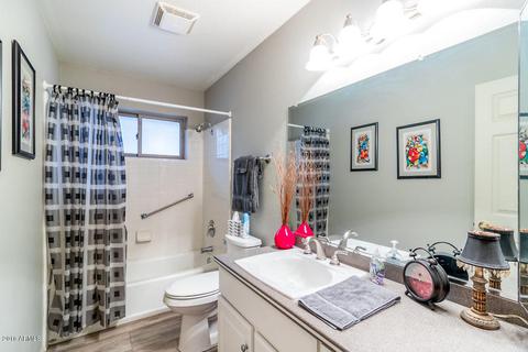 10957 E Kilarea Ave, Mesa, AZ 85209 photo 22