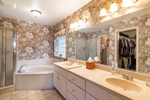 10957 E Kilarea Ave, Mesa, AZ 85209 photo 17