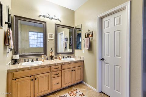 2848 E Fandango Dr, Gilbert, AZ 85298 photo 23