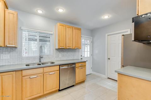 2045 Earll Dr, Phoenix, AZ 85016 photo 23