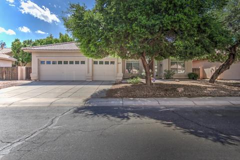 229 E Palomino Ct, Gilbert, AZ 85296 photo 1