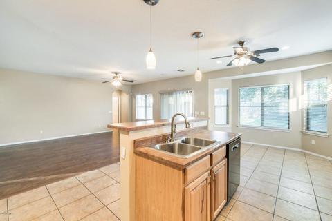 6359 S Legend Ct, Gilbert, AZ 85298 photo 2