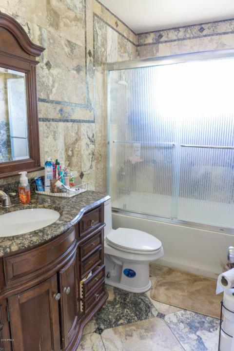 1749 E Pleasant Ln, Phoenix, AZ 85042 photo 14