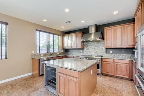 648 E Charlevoix Ave, Gilbert, AZ 85297 photo 13