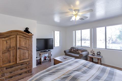 3046 W Eagle Claw Dr, Phoenix, AZ 85086 photo 4